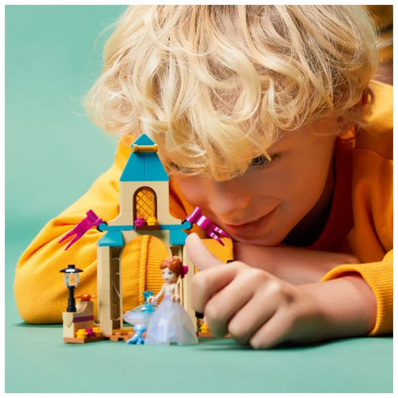 43198 LEGO® Disney Frozen Anna’s Castle Courtyard