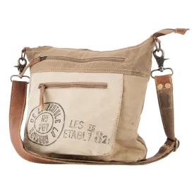 Au Puy Shoulder Bag