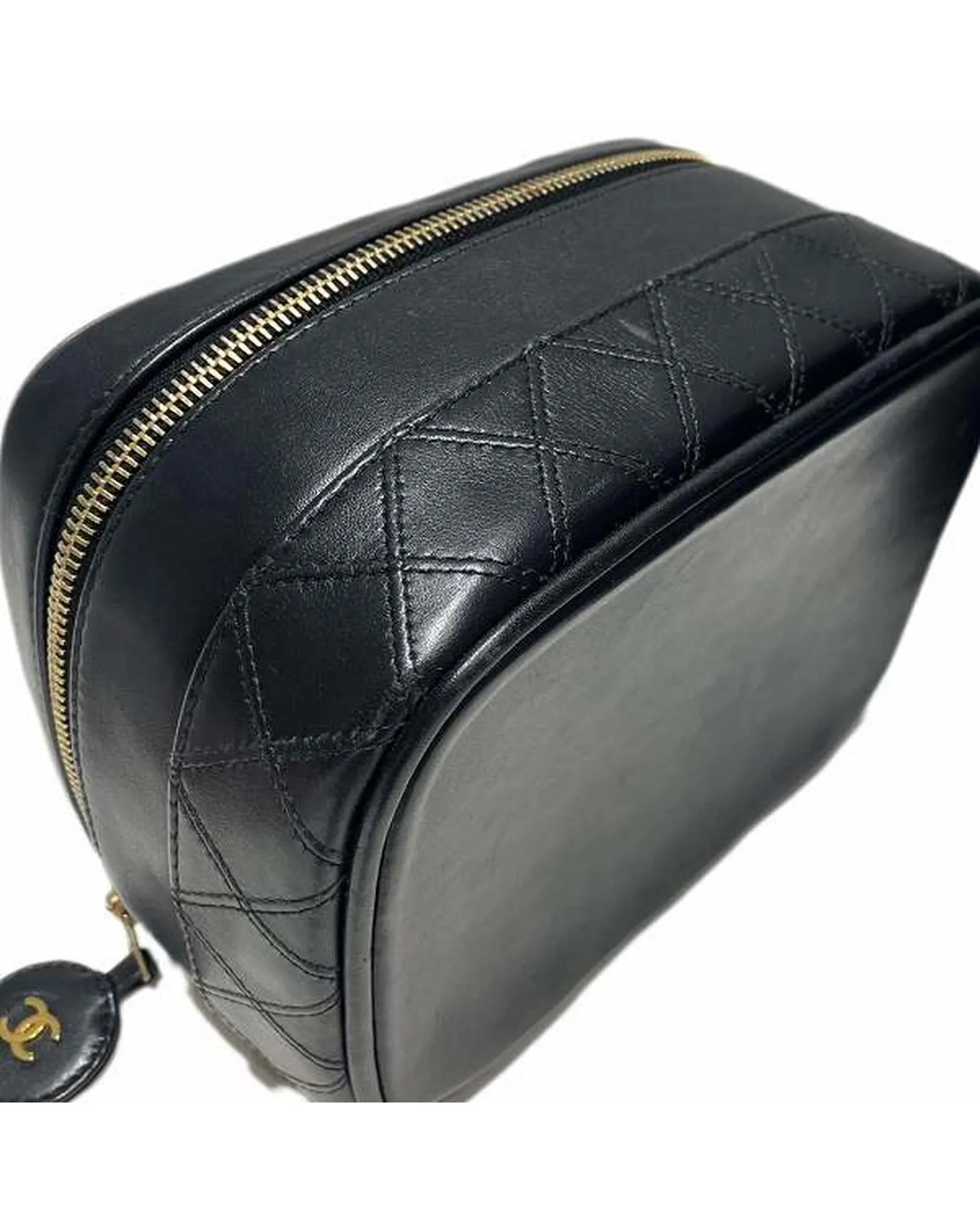 Authentic Chanel Lambskin Bicolore Handbag in Good Condition