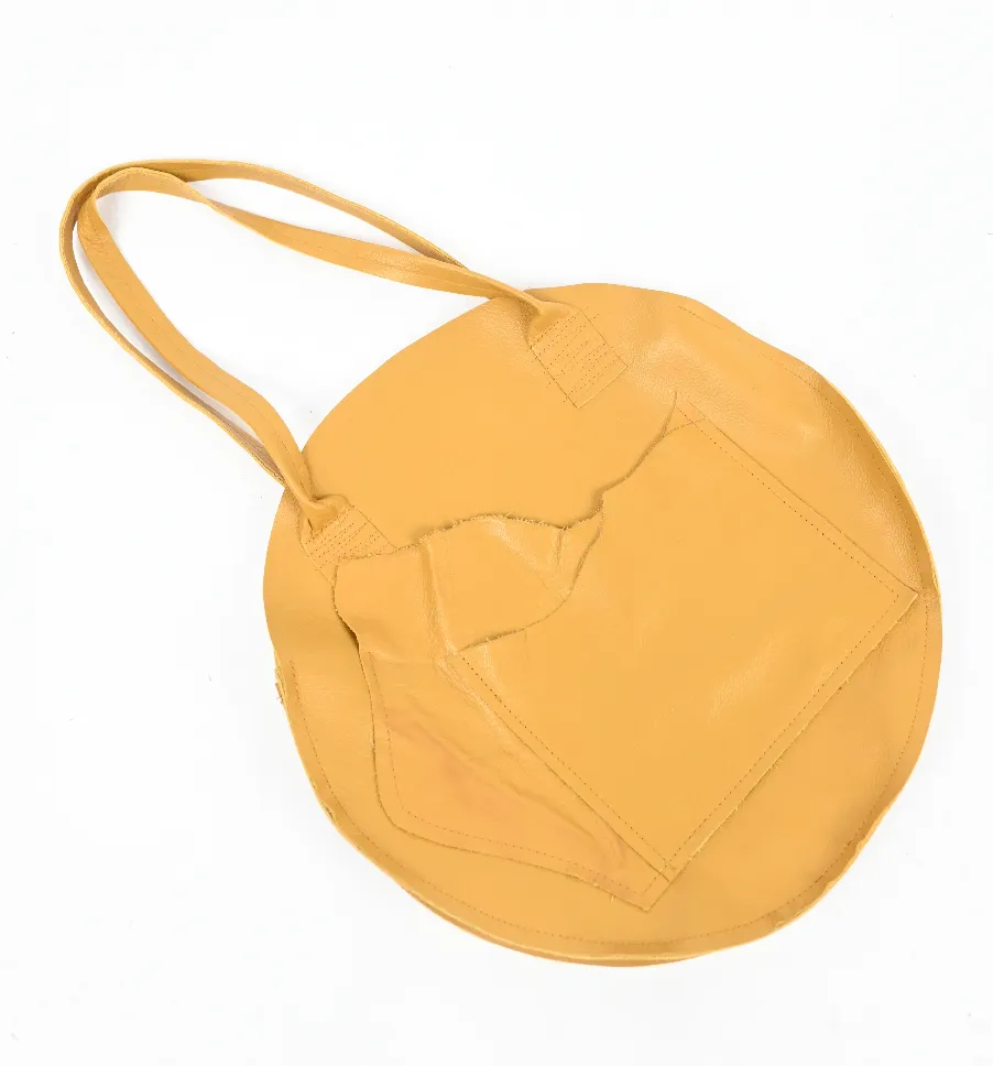 Circle Tote Tan