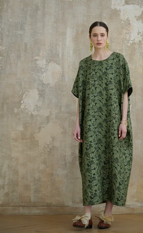 Embossed loose high-end lazy temperament super long robe literary retro dress women caftan