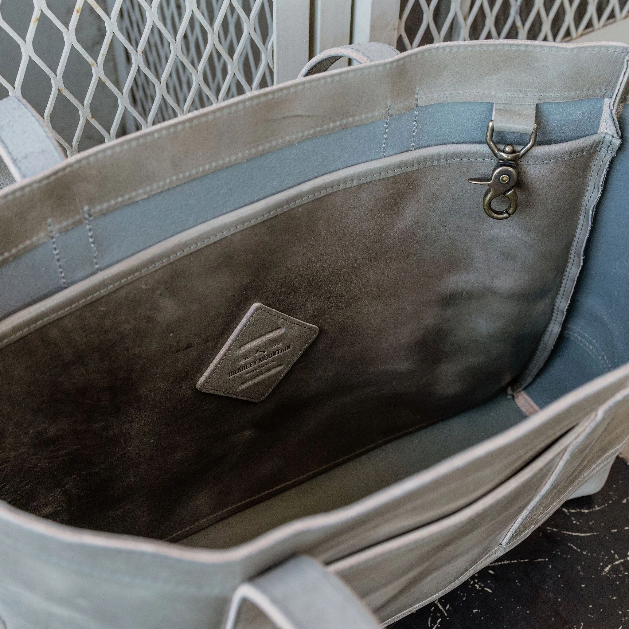 Gaviota Tote - Gray