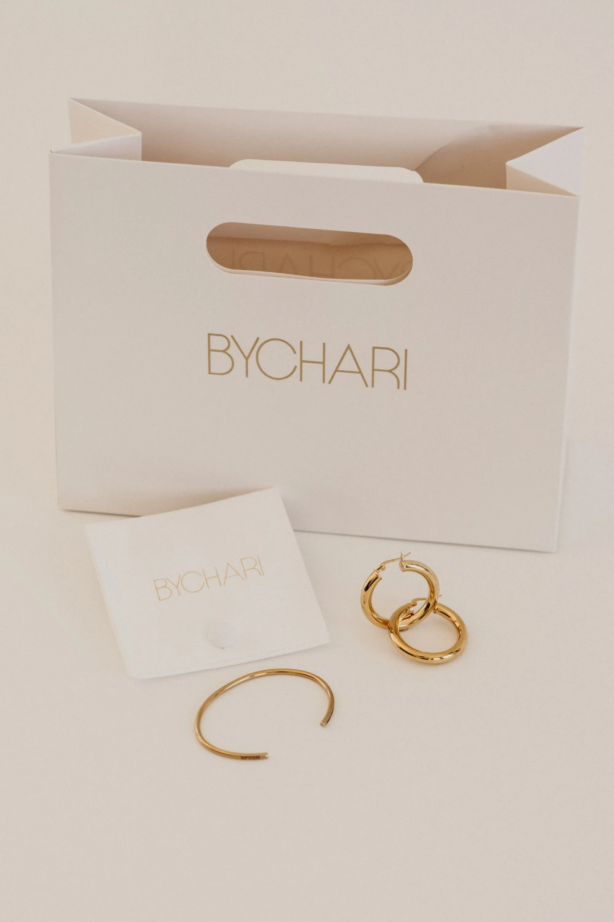 Sade and Cuff Set